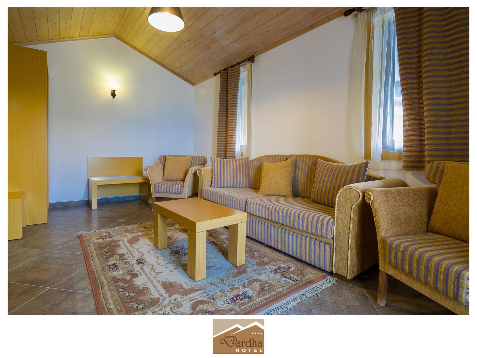 Hotell Hotel Dardha Dardhe (Korce)