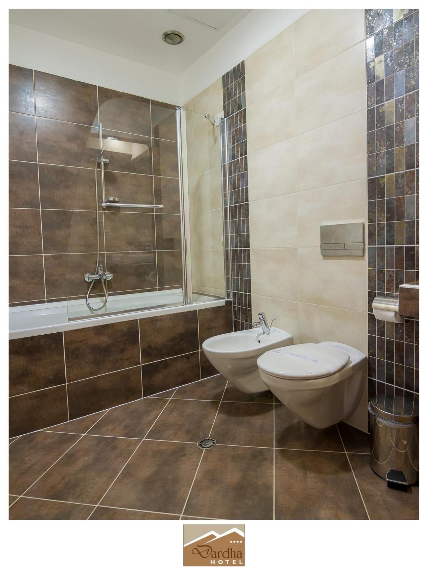 Hotell Hotel Dardha Dardhe (Korce)